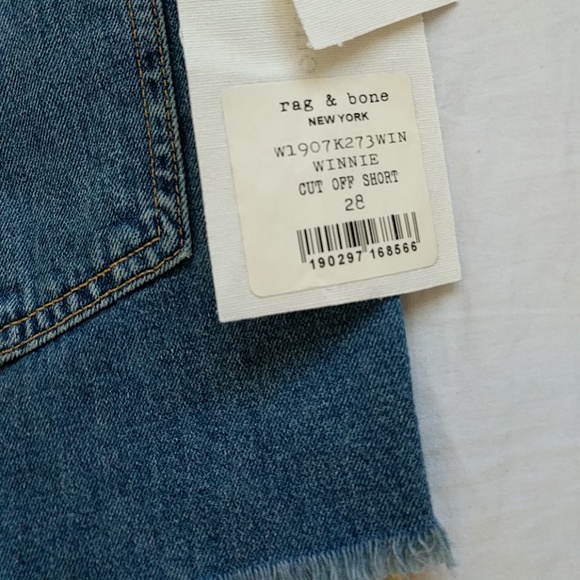 Rag & Bone Cutoff Jean Denim Shorts in Winnie - Picture 7 of 8